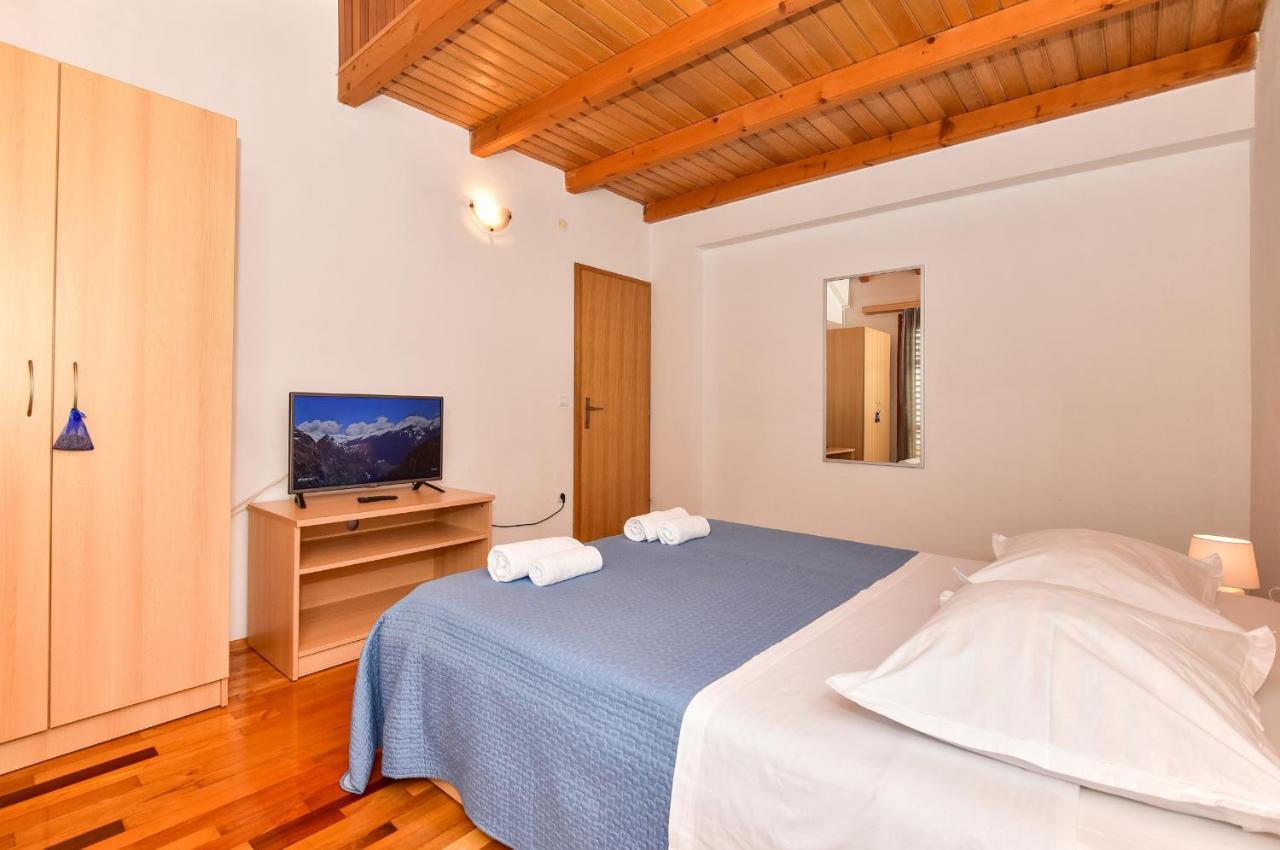 Apartmani Mate Makarska Exterior foto